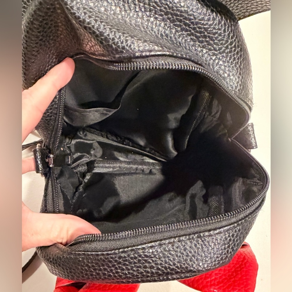 Sunwel Fashion | mini convertible backpack/crossbody Minnie Mouse bag - Picture 12 of 16